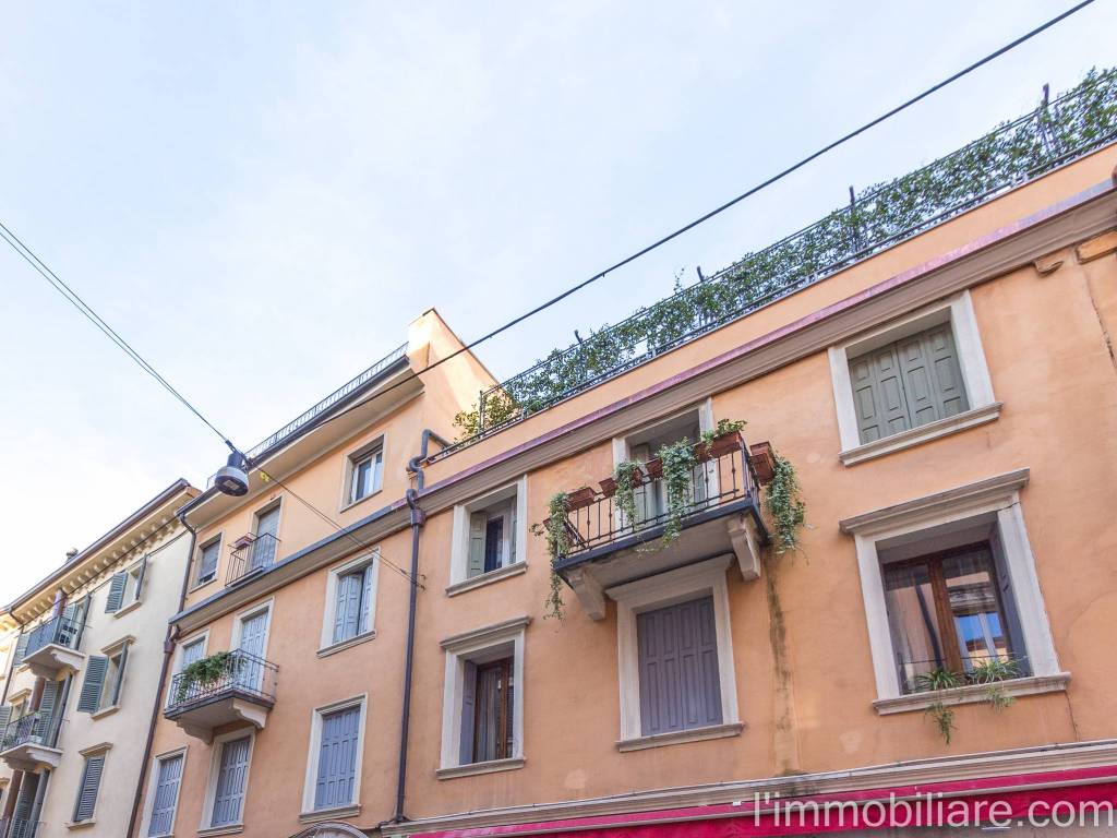 Appartamento a Verona in Via Giovanni Zambelli, 18 - Foto 2