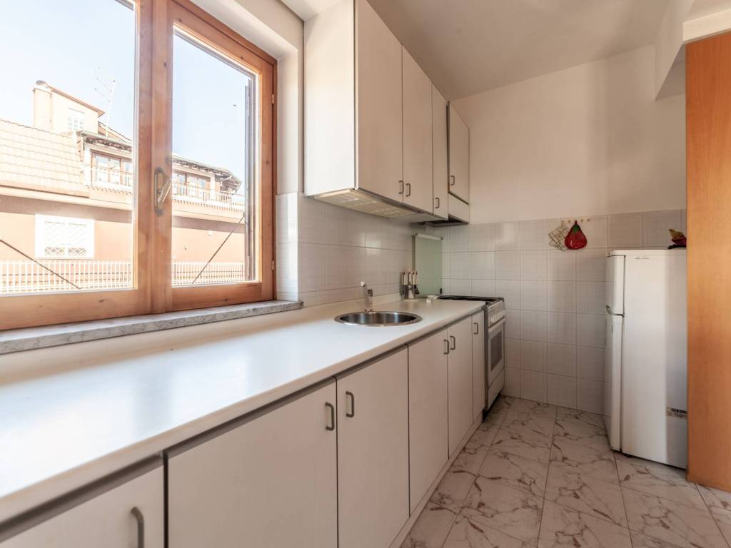 Appartamento a Guidonia montecelio in Via Colle Fiorito, 77 - Foto 5