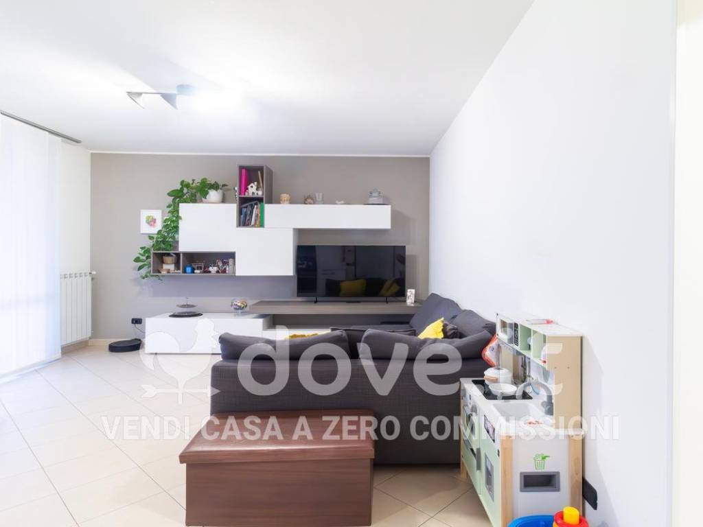 Appartamento a Pioltello in Via Correggio, 3 - Foto 2