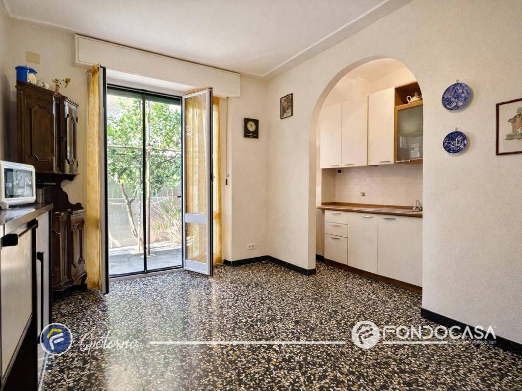 Appartamento a Spotorno in Via La Spezia - Foto 4