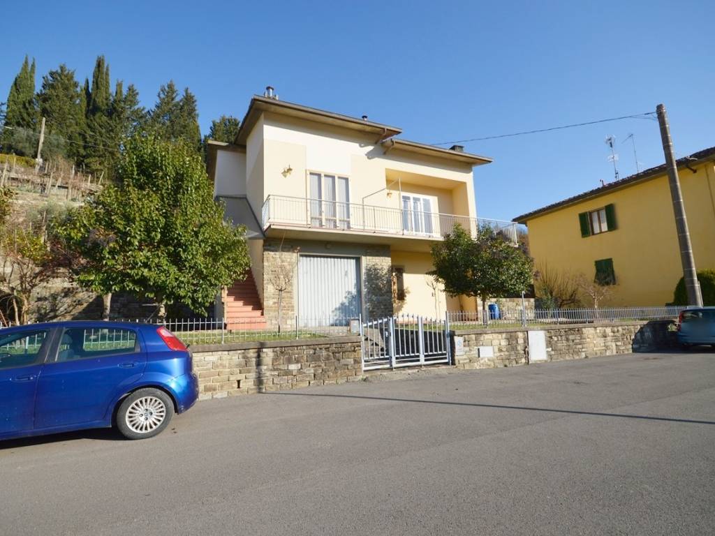 Villa a Fiesole in Via della Fornace, 45 - Foto 4