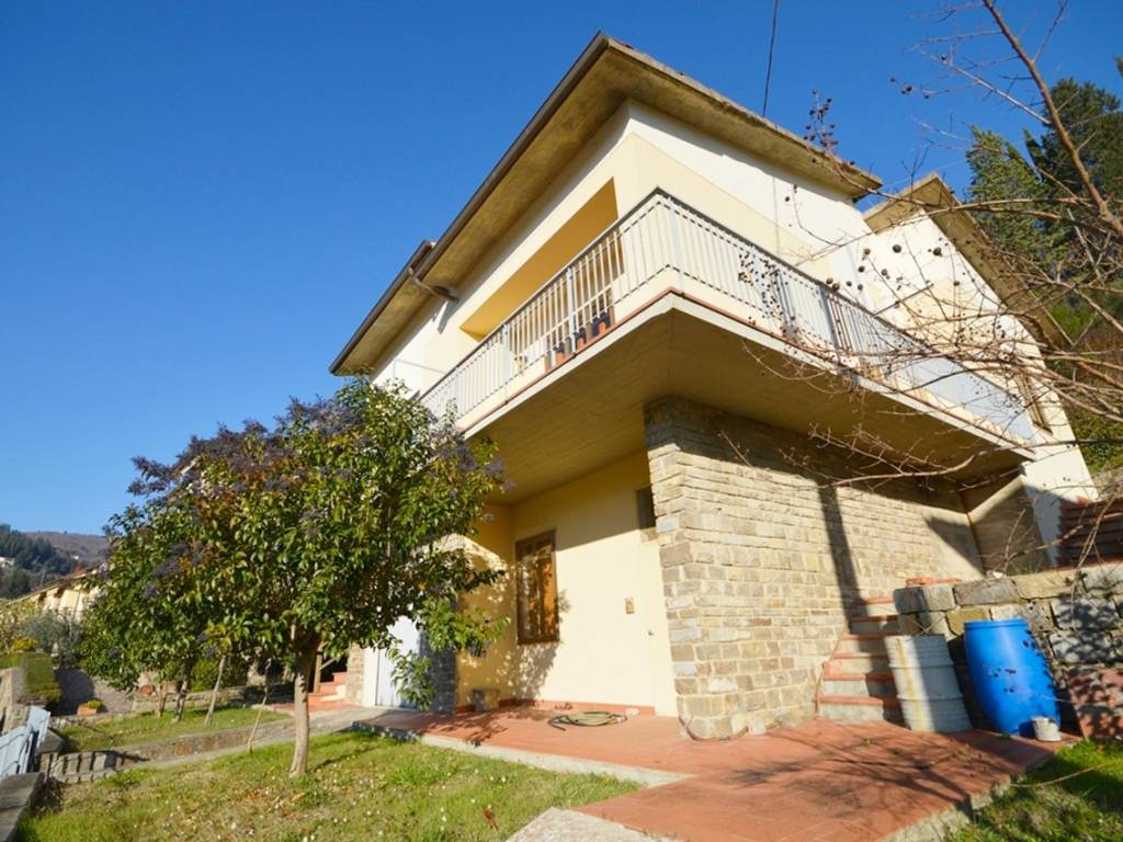 Villa a Fiesole in Via della Fornace, 45 - Foto 5