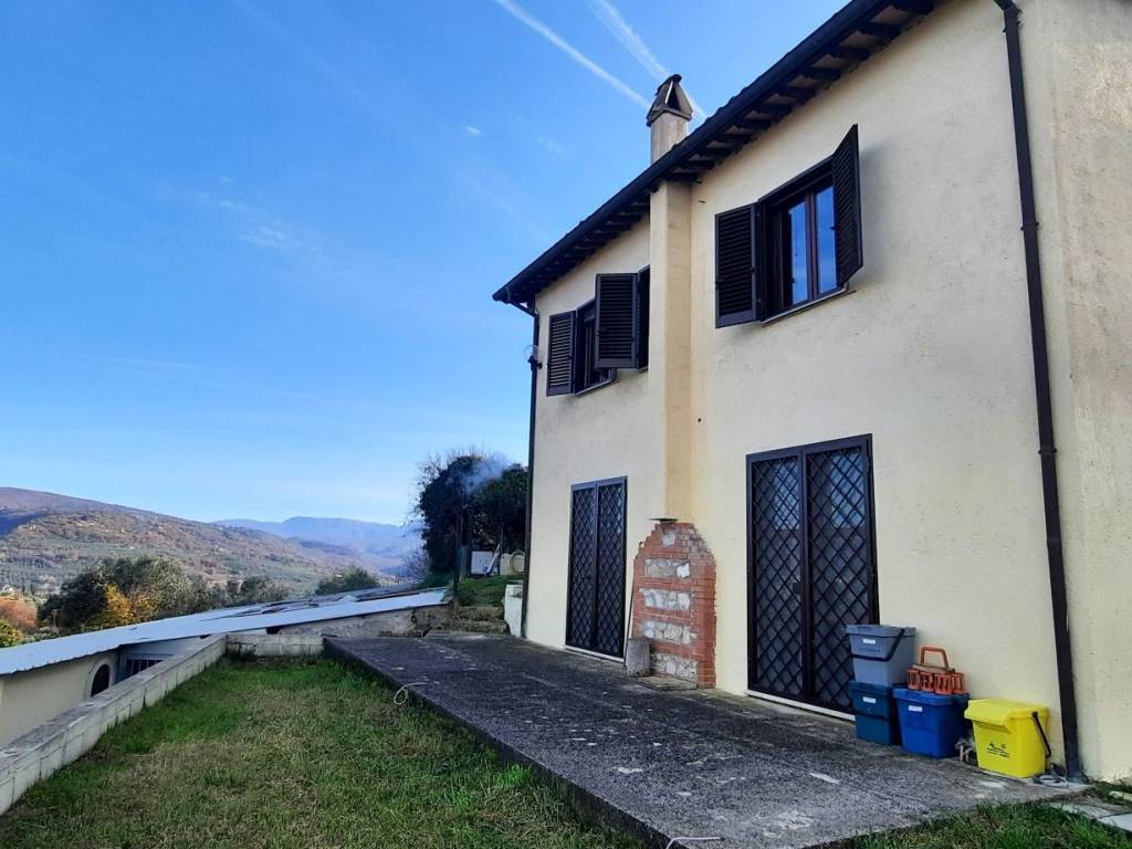 Rustico / casale a Castelnuovo di farfa in Via Mirtense - Foto 2