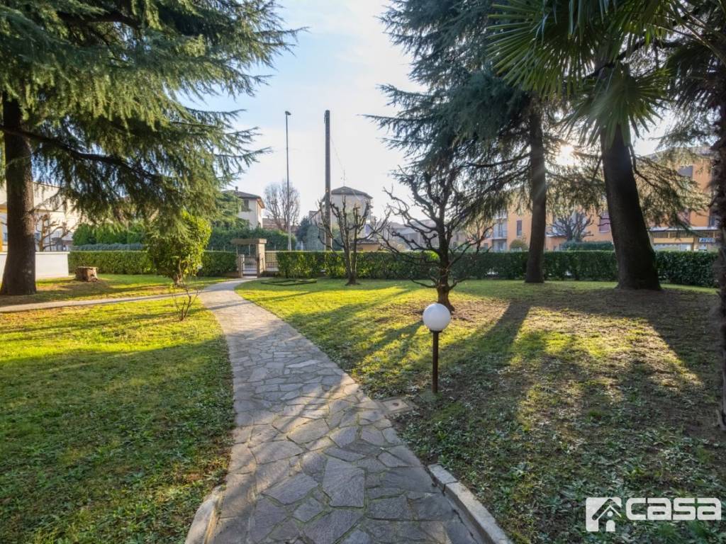 Appartamento a Capriate san gervasio in VIA VITTORIO VENETO ,13 - Foto 4