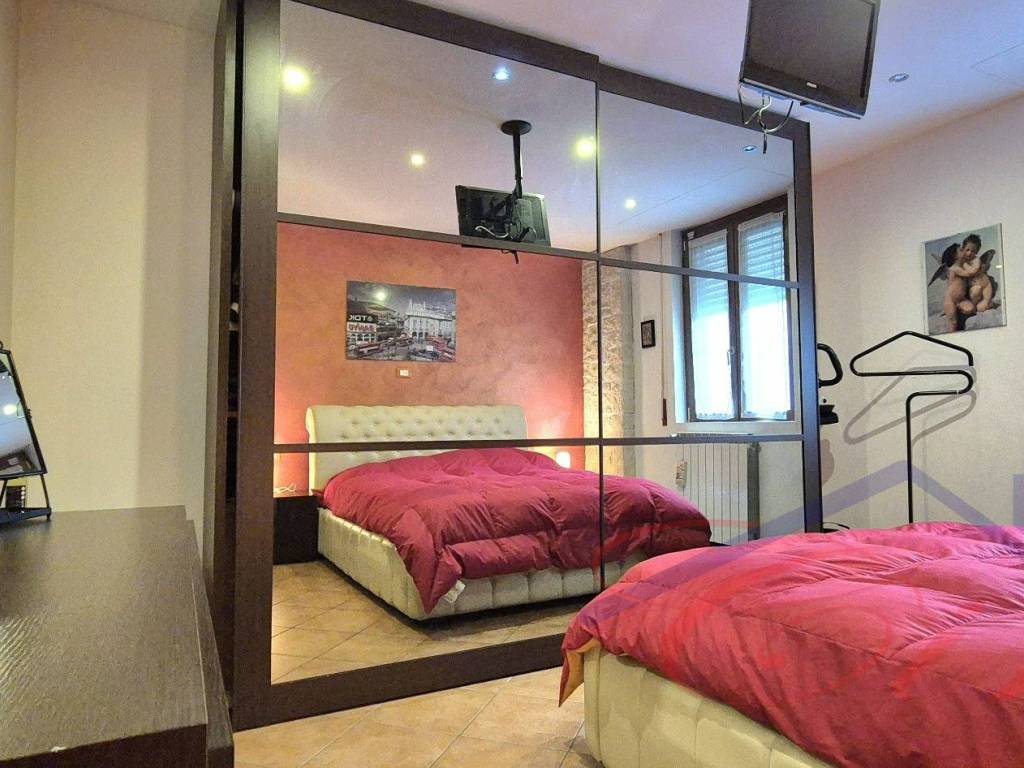 Appartamento a Lecco in Via Fratelli Figini - Foto 2