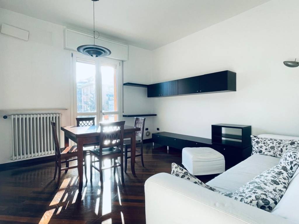 Appartamento a Bologna in Via Luigi Cherubini - Foto 2