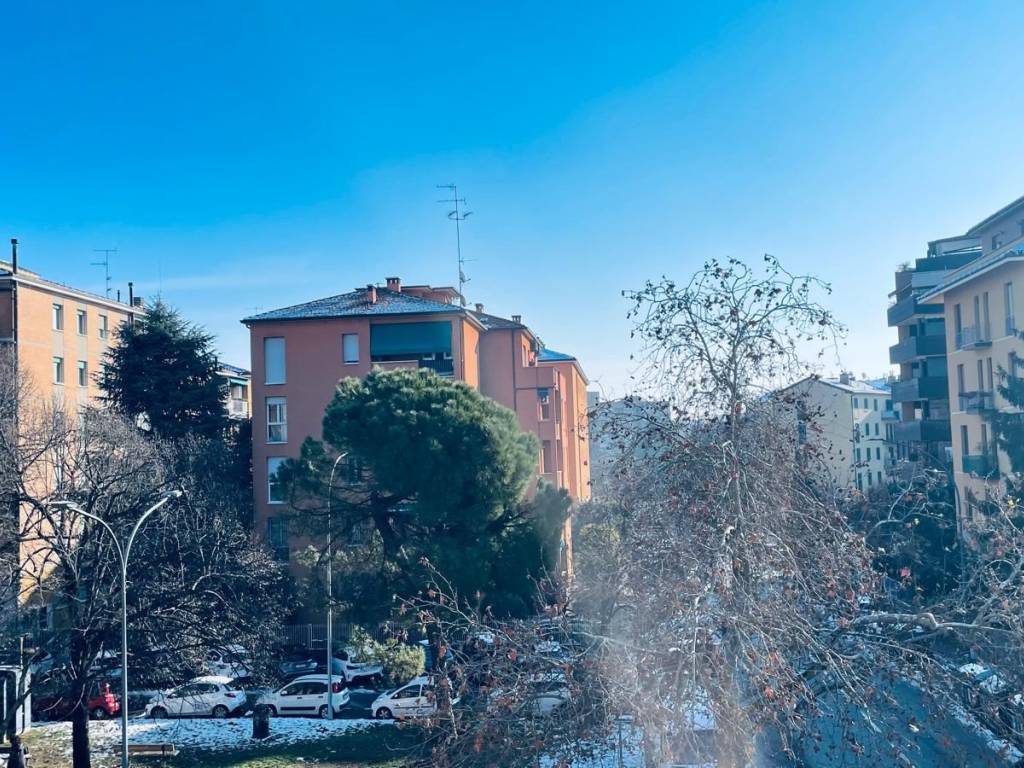 Appartamento a Bologna in Via Luigi Cherubini - Foto 4