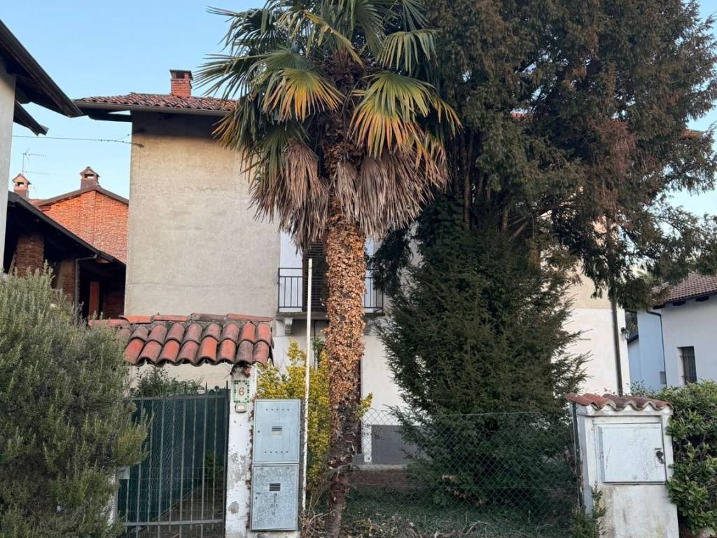 Rustico / casale a Biella in Strada Cantone Ostocco, 4 - Foto 2