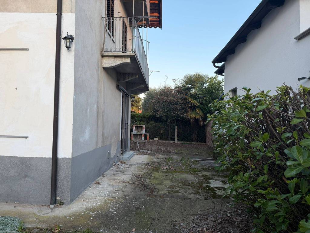 Rustico / casale a Biella in Strada Cantone Ostocco, 4 - Foto 4