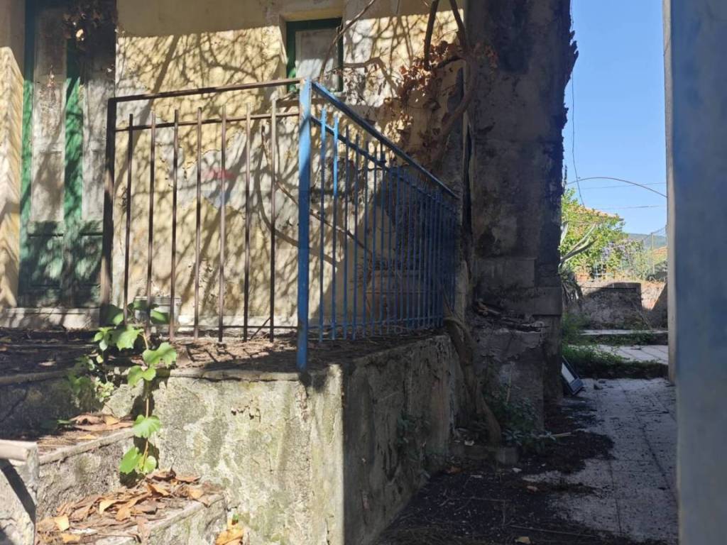 Casa indipendente a Zafferana etnea in Via Balsamo Civita, 39 - Foto 3