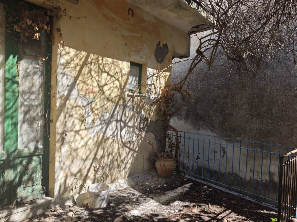 Casa indipendente a Zafferana etnea in Via Balsamo Civita, 39 - Foto 5