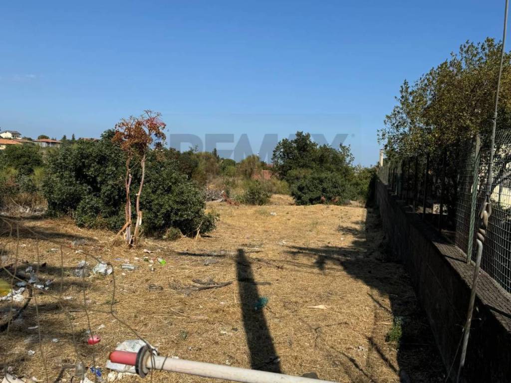 Terreno a Mascalucia in VIA BOLOGNA, 37 - Foto 3