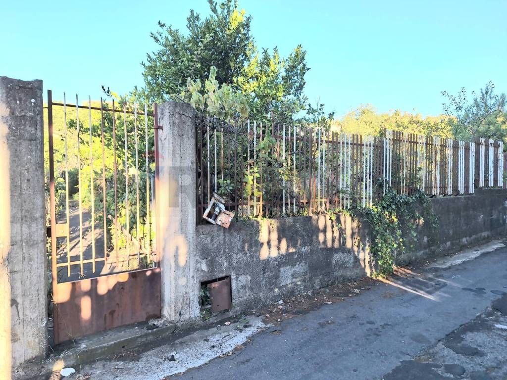 Terreno a Mascalucia in Via Milano - Foto 4