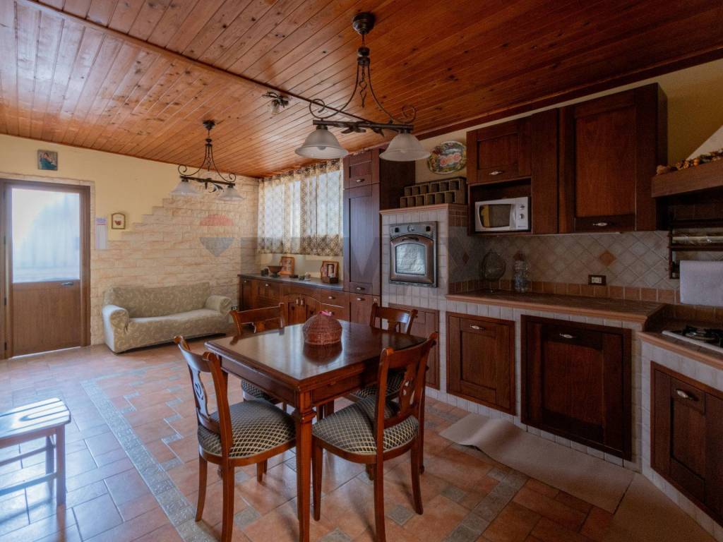 Villa a Capaci in Via Cristoforo Colombo, 35 - Foto 3
