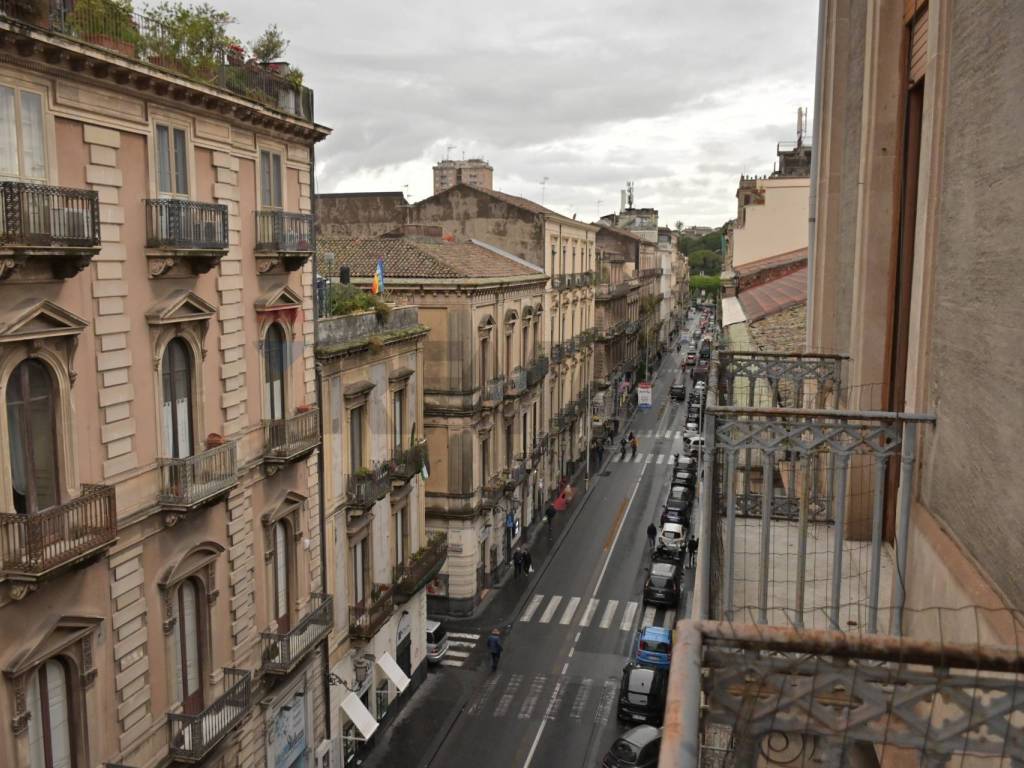 Appartamento a Catania in via umberto, 121 - Foto 3