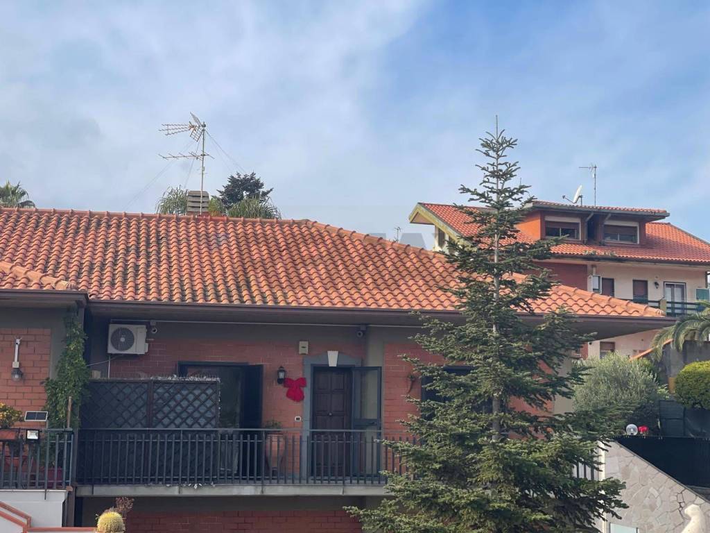 Appartamento a Mascalucia in VIA POTENZA, 17 - Foto 3
