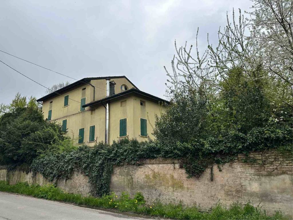 Rustico / casale a Ravarino in Via V. Malagoli - Foto 2
