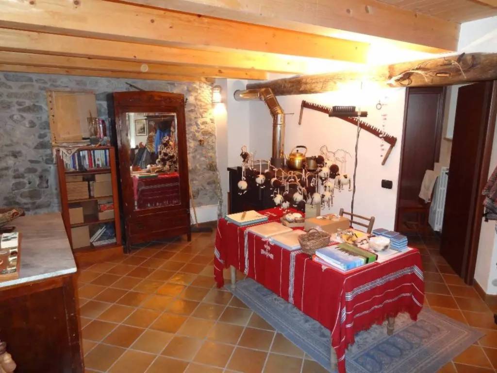 Villa a Cittiglio in via vanangelo - Foto 5