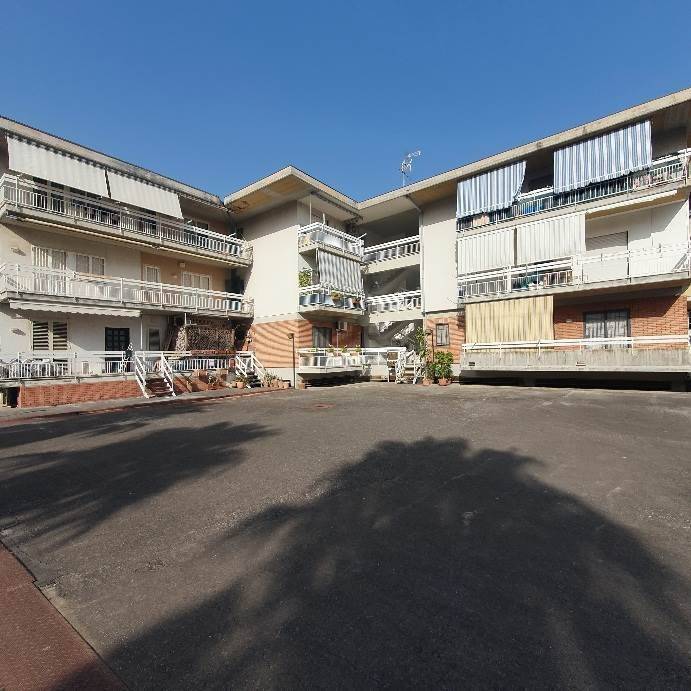 Appartamento a Aci castello in via Vampolieri, 45 - Foto 2