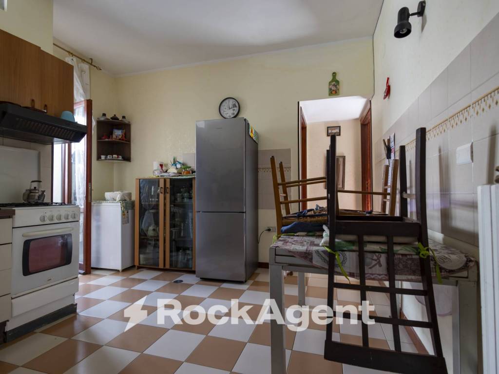 Appartamento a Catanzaro in Via Vincenzo Catalani, 25 - Foto 4