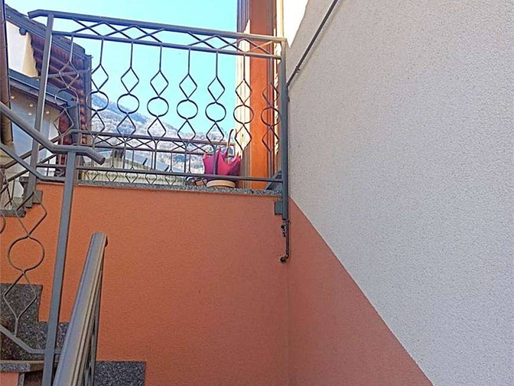 Appartamento a Donnas in Via Grand Vert - Foto 3