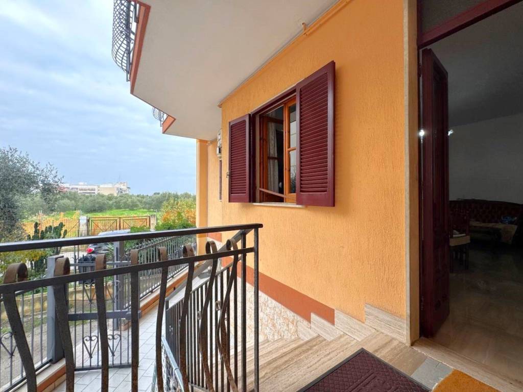 Appartamento a Triggiano in Via Rondò San Giorgio - Foto 2