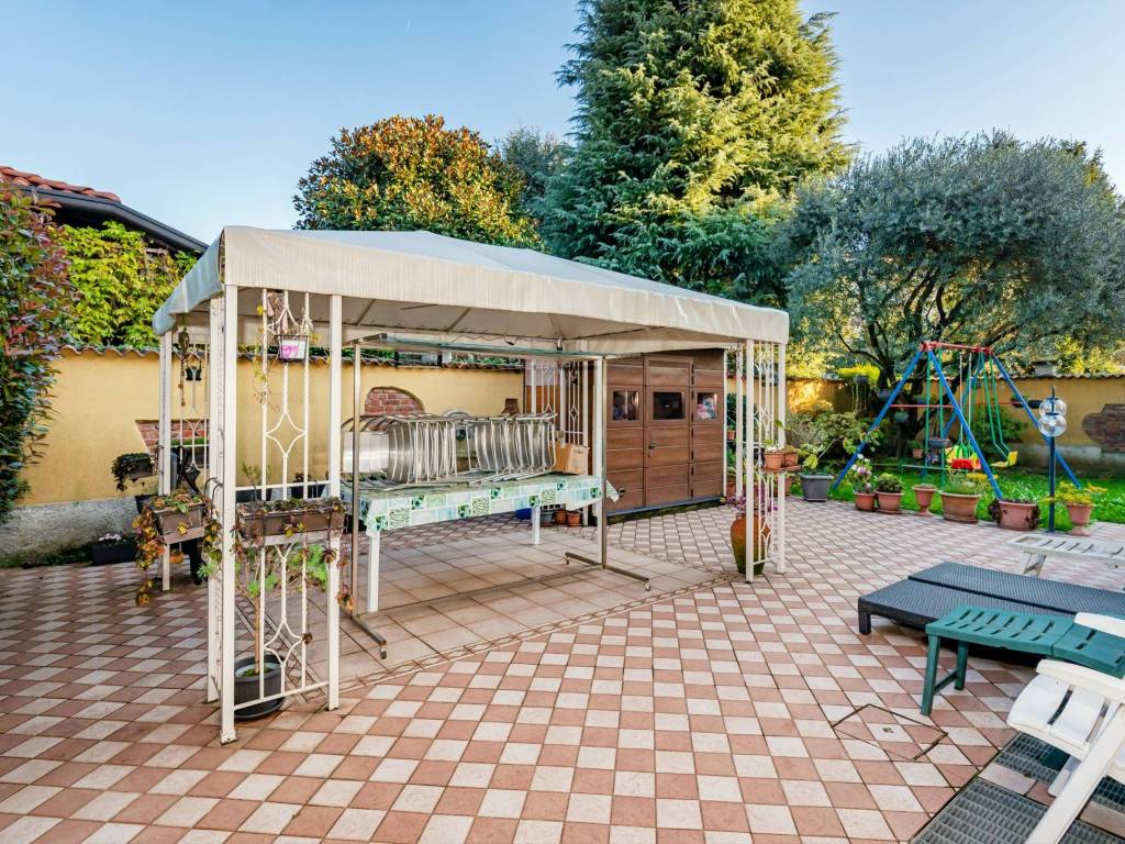 Villa a Saronno in Via Cesare Miola - Foto 3