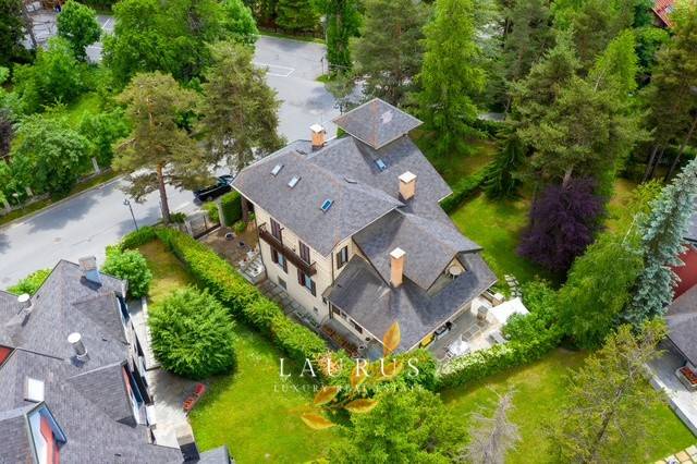 Villa a Bardonecchia in Via Giuseppe Mazzini - Foto 4