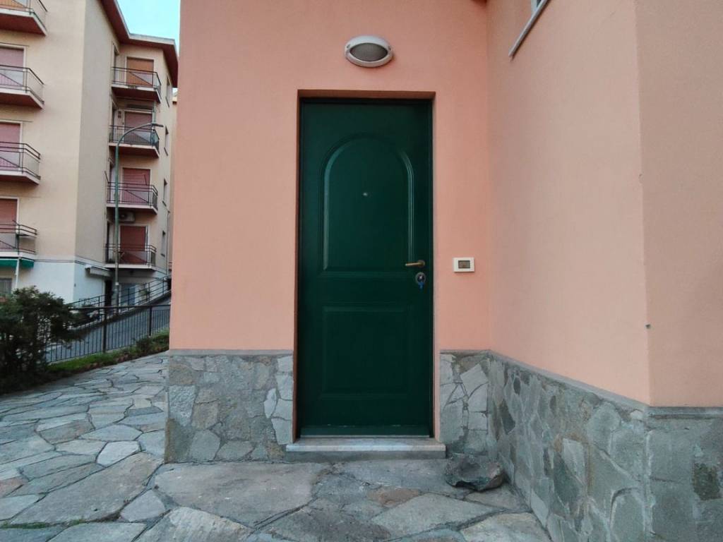 Appartamento a Varazze in Via Villa Grande - Foto 2