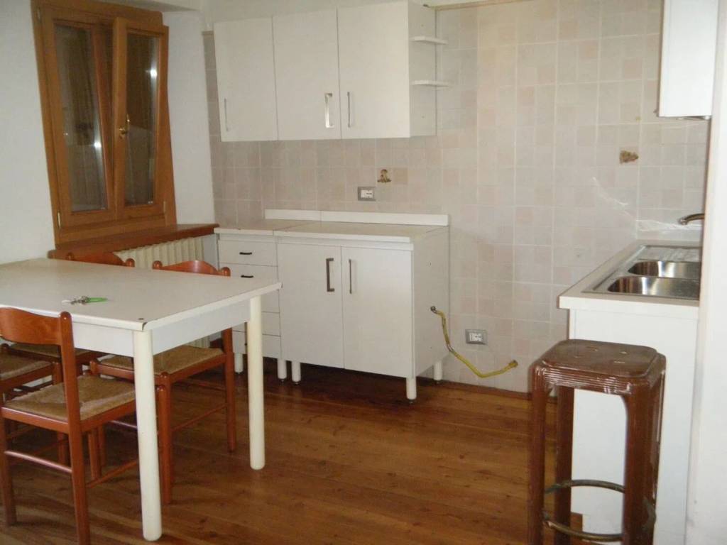 Appartamento a Agordo in Piazzetta Carrera, 11 - Foto 2