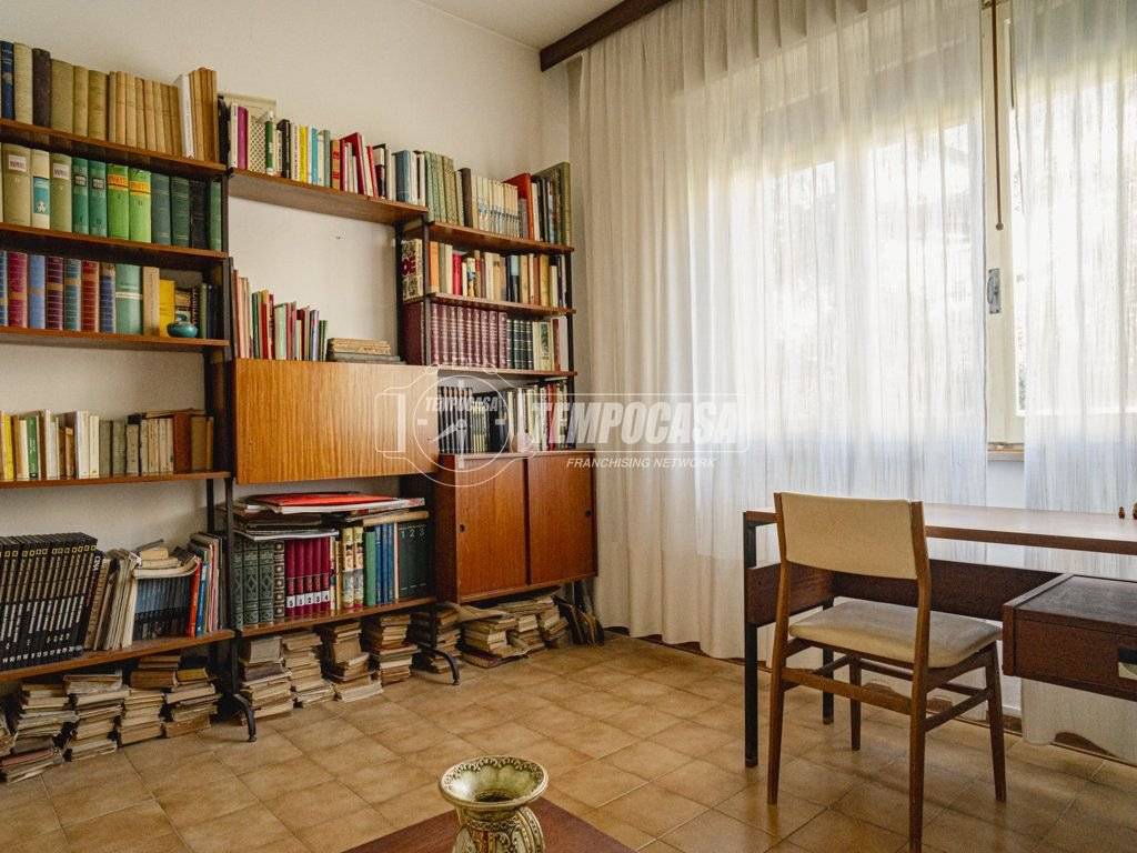 Casa indipendente a Fano in Via Luciano Manara - Foto 2