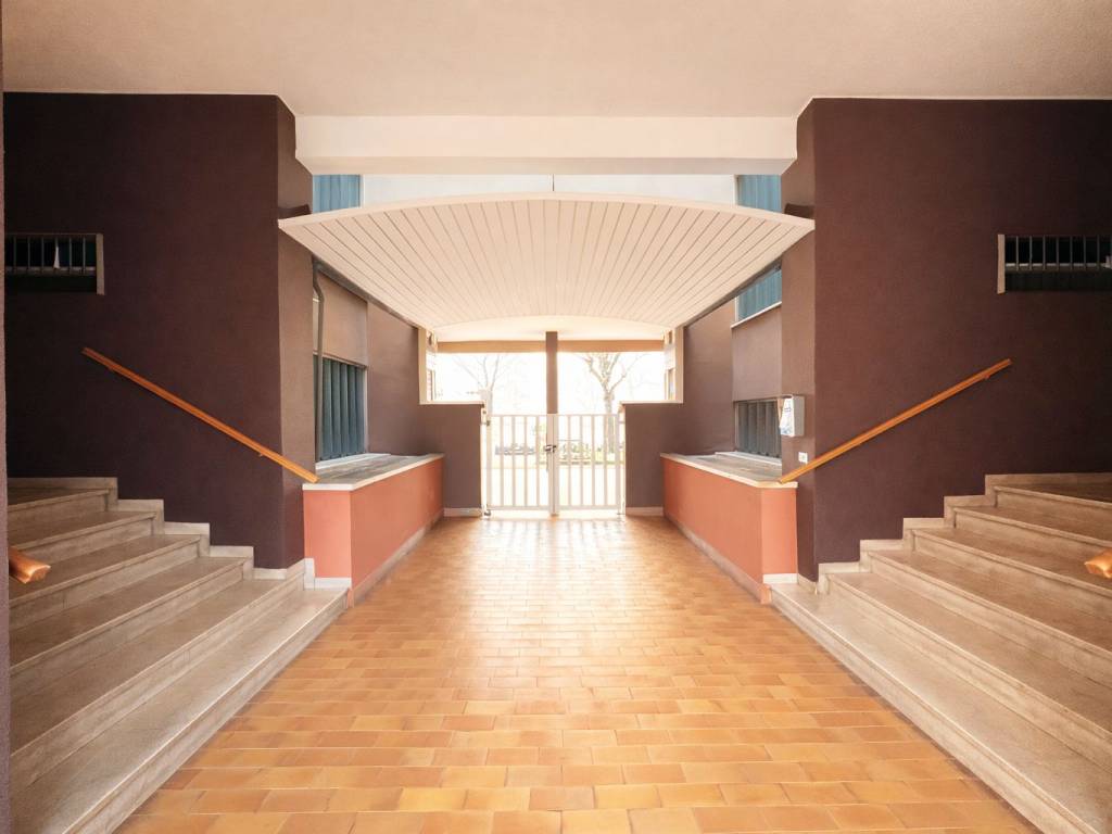 Appartamento a Arese in Piazza 5 Giornate - Foto 3