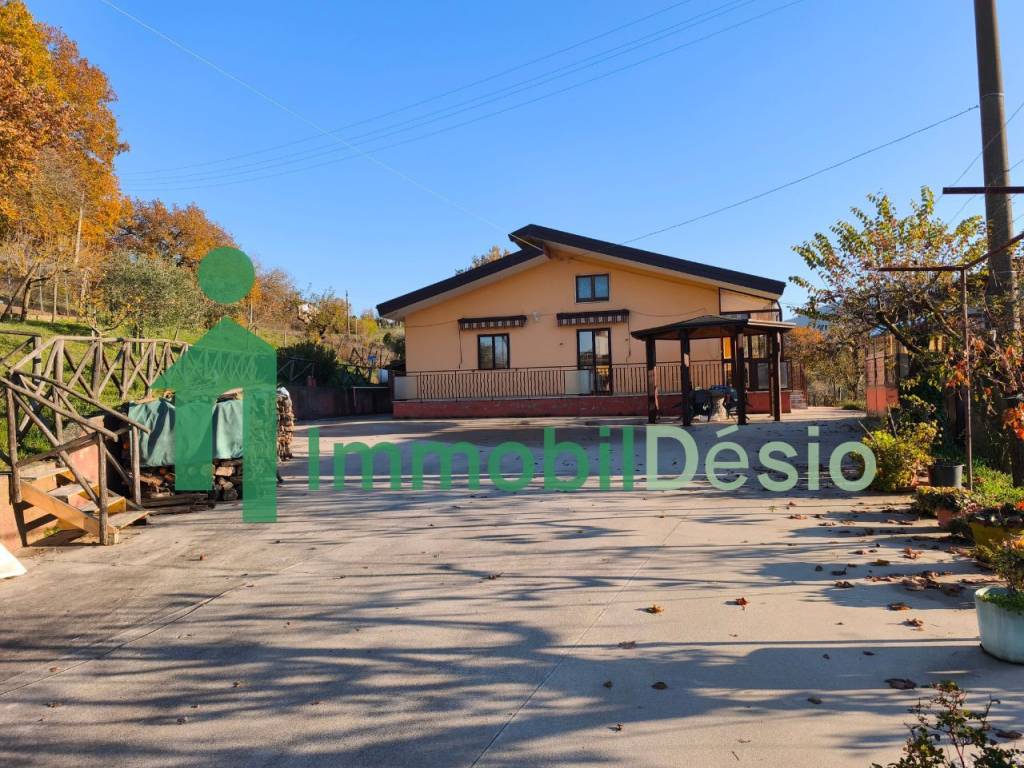 Villa a Picerno in Strada del Mulino - Foto 2