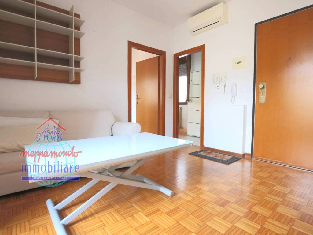 Appartamento a Cento in VIA BARUFFALDI - Foto 2