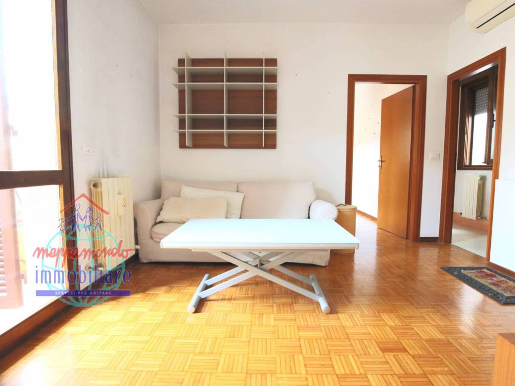 Appartamento a Cento in VIA BARUFFALDI - Foto 3