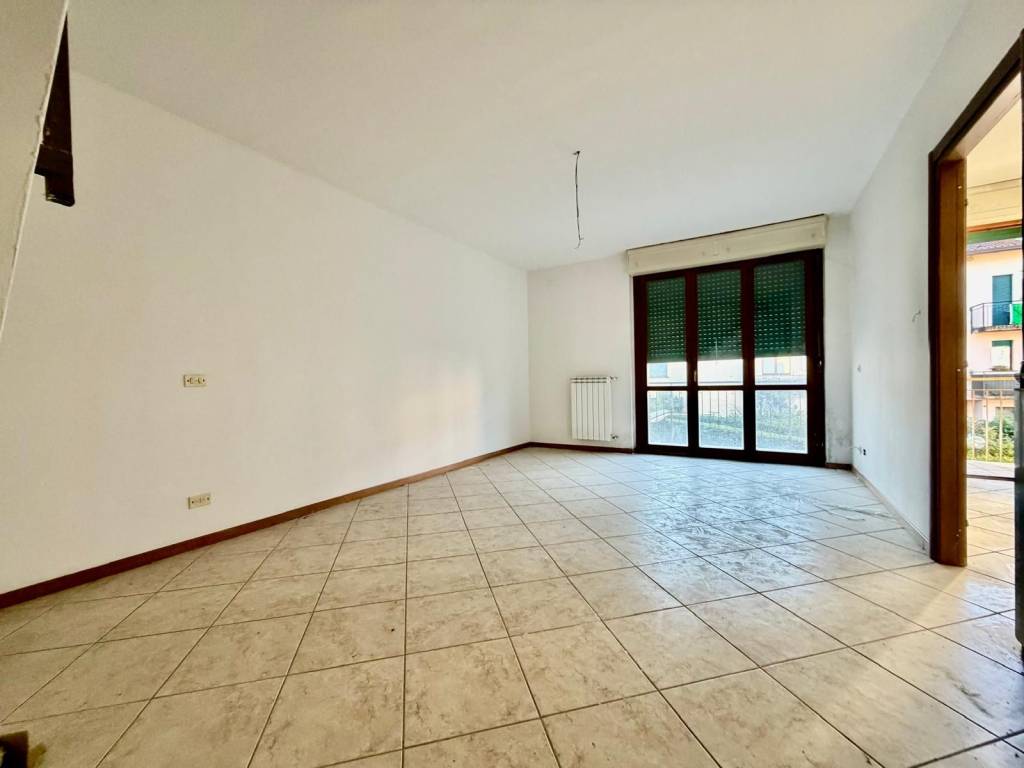 Appartamento a Albavilla in Via Saruggia - Foto 2