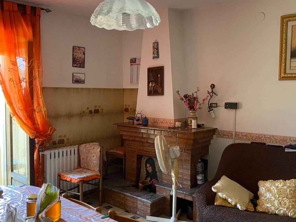 Casa indipendente a Altomonte - Foto 2