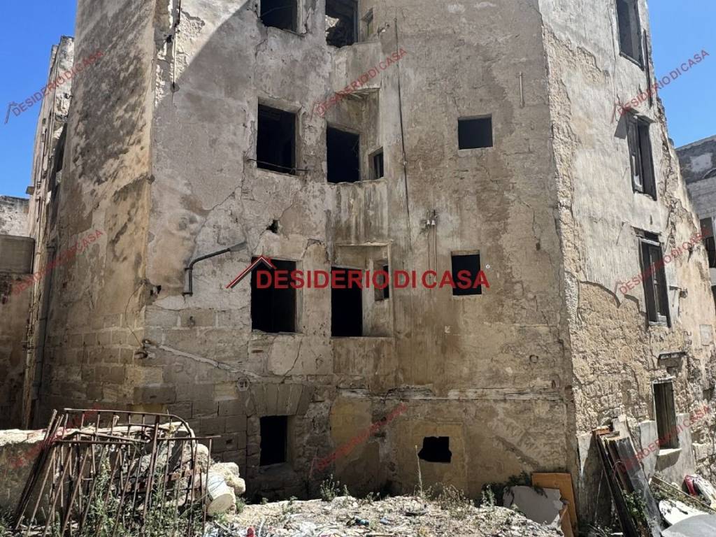 Palazzo / stabile a Trapani in Via Catito, 33 - Foto 2