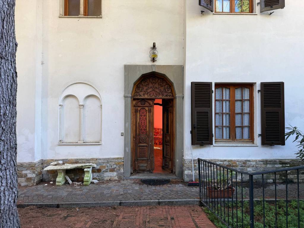 Villa a Imperia in Via Fanny Roncati Carli, 77 - Foto 2