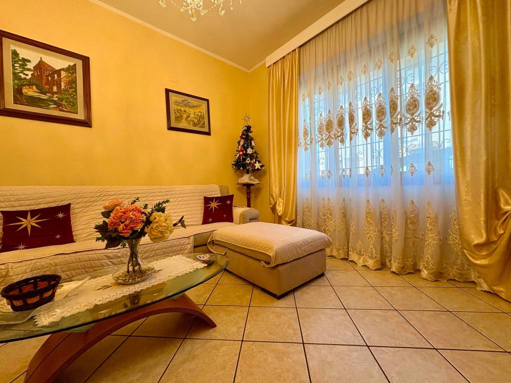 Casa indipendente a Prato in Via del Sabotino - Foto 3