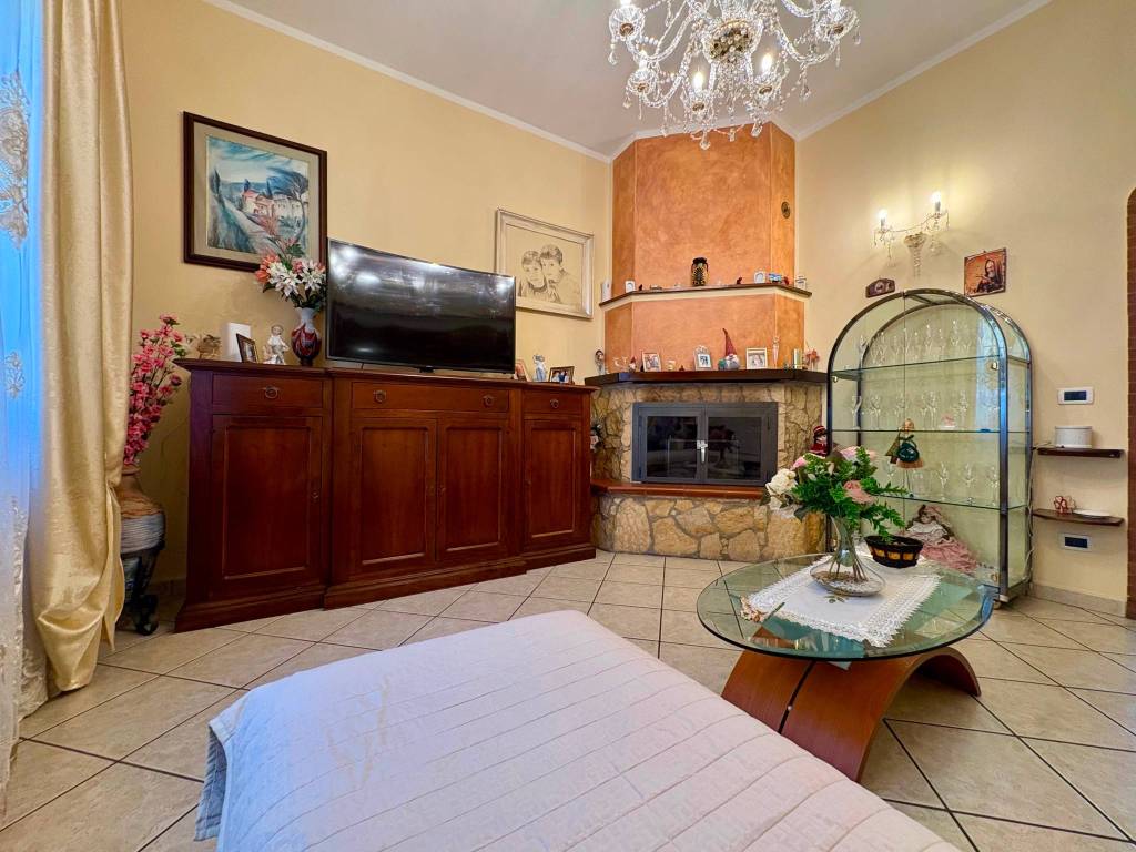 Casa indipendente a Prato in Via del Sabotino - Foto 5