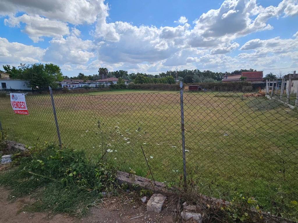 Terreno a Aprilia in Via Minerva, 32 - Foto 3