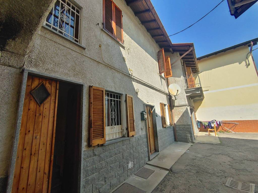 Appartamento a Gallarate in Vicolo Victor Macchi - Foto 4