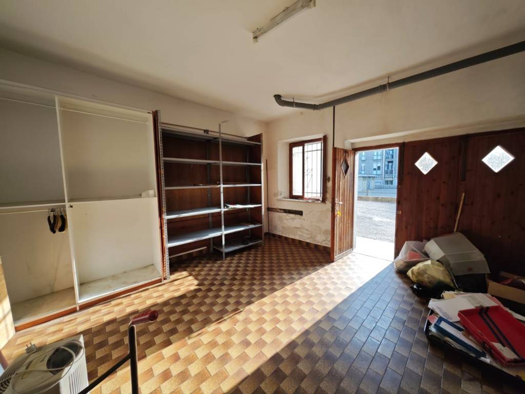 Appartamento a Gallarate in Vicolo Victor Macchi - Foto 5