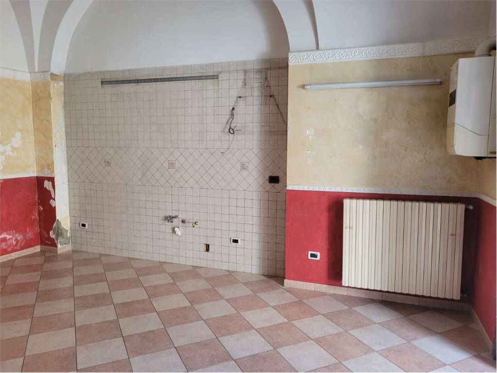 Appartamento a Cerignola in VIA POZZOMAGGIORE, 11 - Foto 2