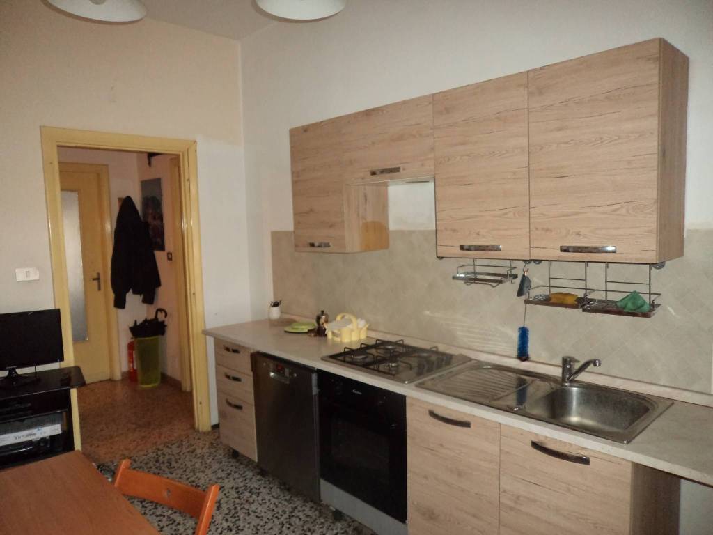 Appartamento a Pinerolo in Via Pietro Chiampo, 15 - Foto 4