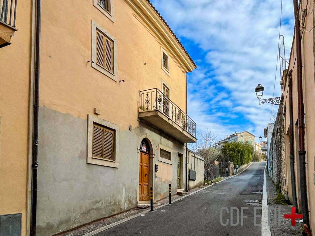 Appartamento a Poggio moiano in Via San Martino - Foto 2