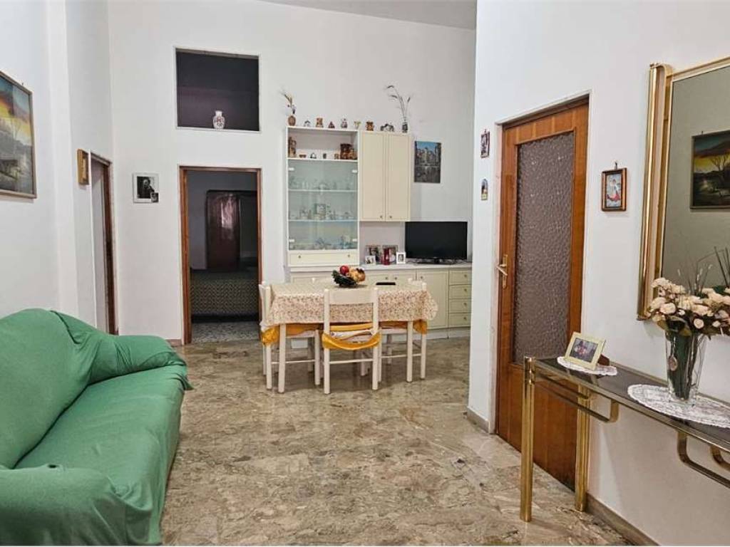 Casa indipendente a Cerignola in VIA MOLISE, 7 - Foto 2