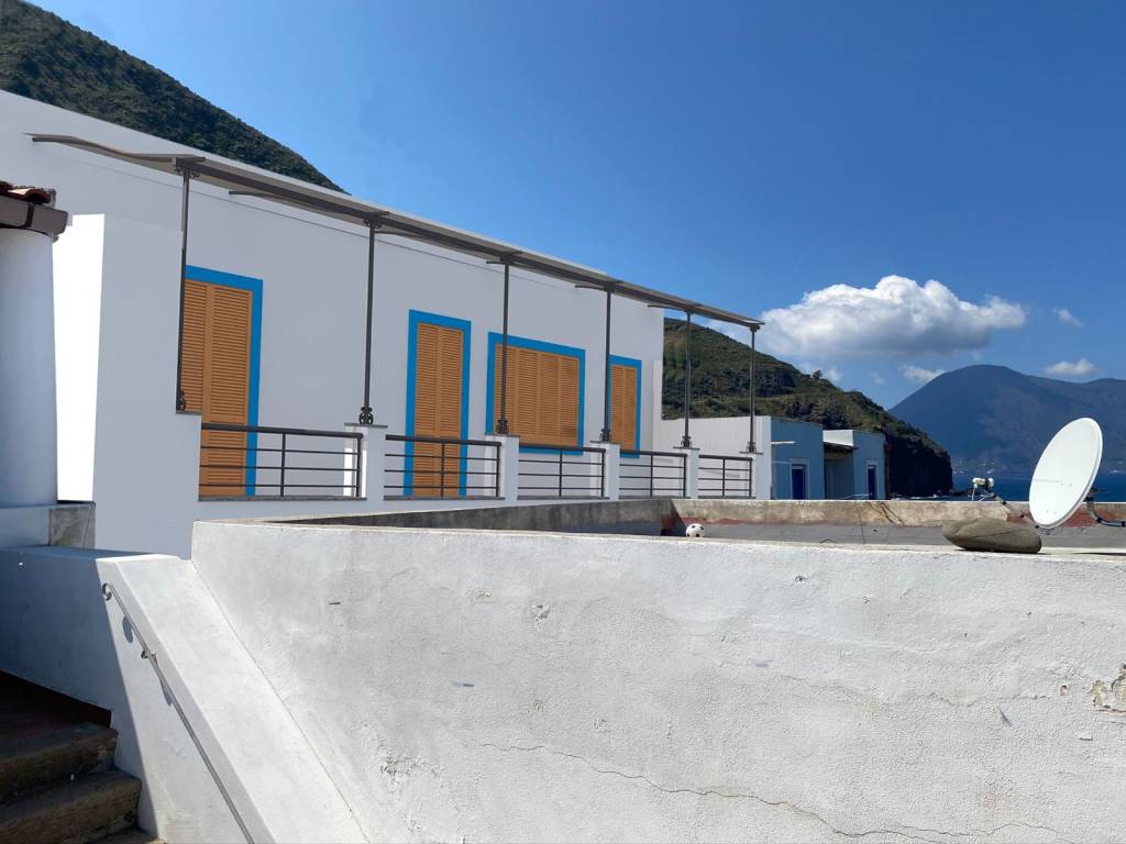 Villa a Lipari in Località Acquacalda - Foto 2