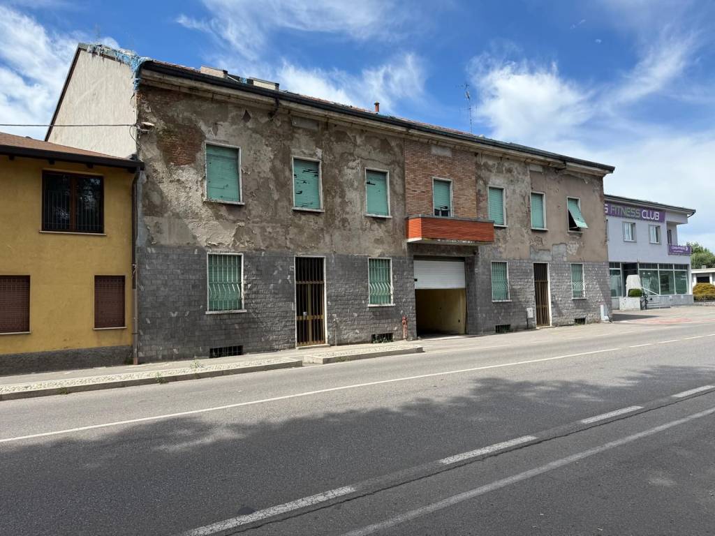 Palazzo / stabile a Gerenzano in Via Gian Pietro Clerici, 32 - Foto 3